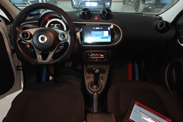 Used smart forfour 2018 1.0L 52kW Passion Edition
