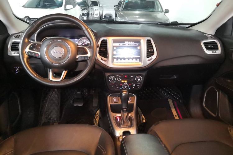 Used Jeep Compass 2017 200T Automatic Family Edition