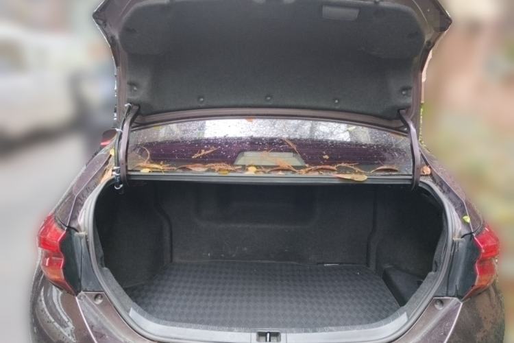 Used Toyota Levin 2017 Revised Dual-Engine 1.8H GS E-CVT Elite Sunroof Version China V Standard Trunk