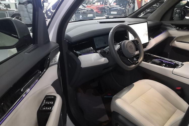 Used Zeekr 009 2022 WE Edition