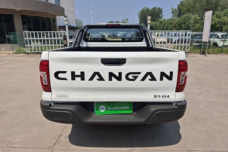 Used Changan Hunter 2024 Warrior Edition Luxury Model Dual-Motor All-Wheel Drive with Extra-Long Cargo Box