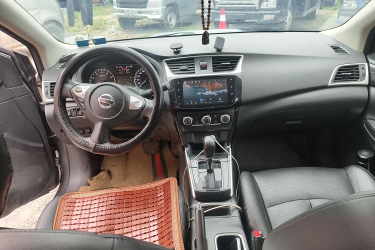 Used Nissan Sylphy 2021 Classic 1.6XL CVT Luxury Edition Center Console