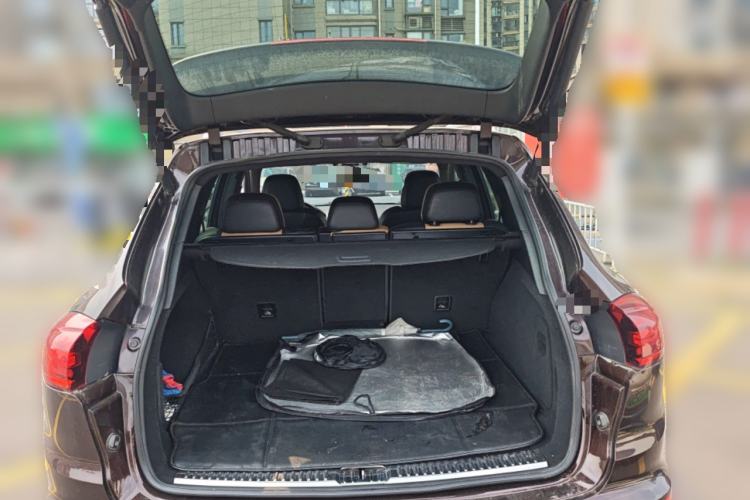 Used Porsche Cayenne 2015 Cayenne 3.0T Trunk