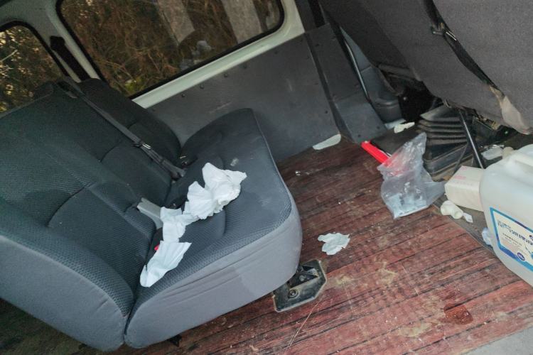 Used JMC Transit 2019 2.8T Commercial Version Short Wheelbase Mid-Roof 6-Seater China VI JX493 Left Rear Seat