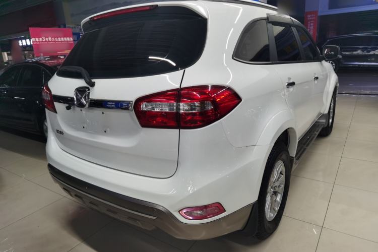 Used JMC Yusheng S350 2013 2.4T Automatic 2WD Diesel Luxury 7-Seater Rear Right 45 Deg