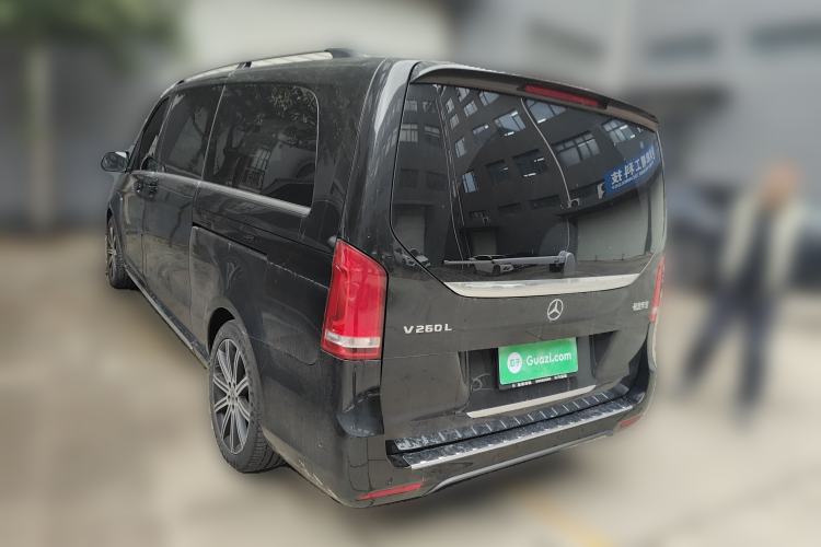 Used Mercedes-Benz V-Class 2022 V 260 L Long-wheelbase Luxury Edition