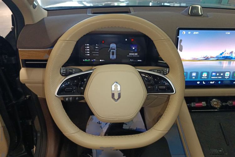 Used Hima AITO M7 2024 1.5T Four-Wheel Drive Plus Version 5 Seats Steering Wheel