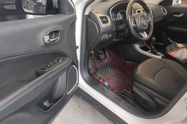 Used Jeep Compass 2017 200T Automatic Family Edition