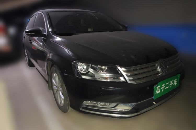 Used Volkswagen Magotan 2013 1.8TSI Premier Model Front Right 45 Deg