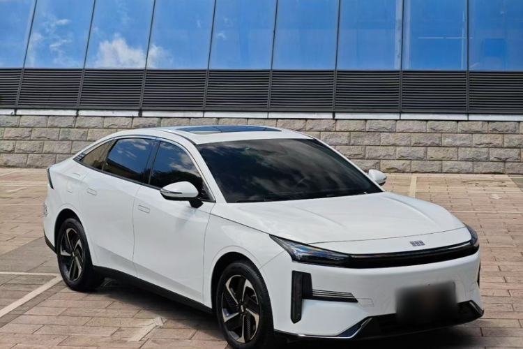 Used Geely Galaxy L6 2023 60km PLUS Exterior 6