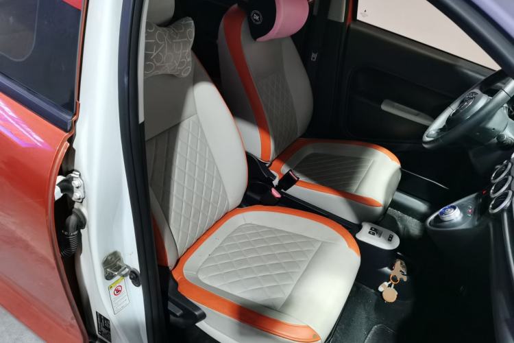 Used ORA Black Cat 2021 351 km Luxury Version Right Front Seat