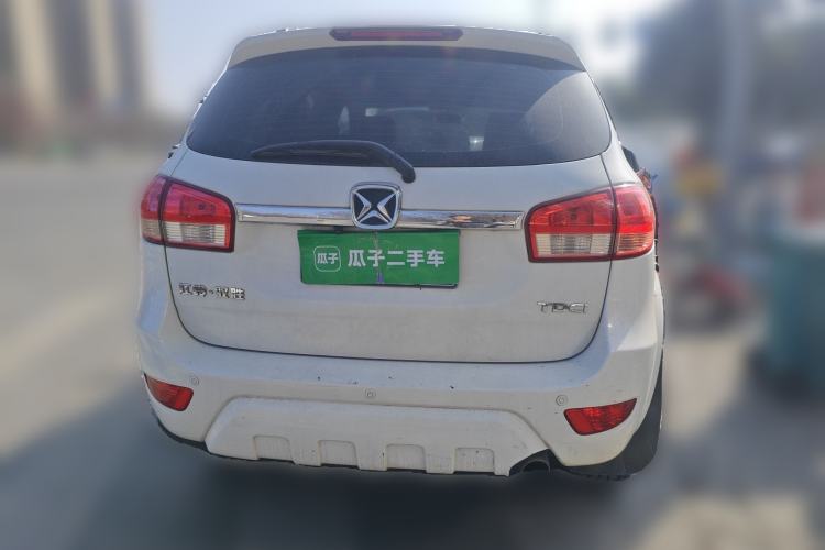 Used JMC Yusheng S350 2013 2.4T Two-Wheel-Drive Special Edition Rear