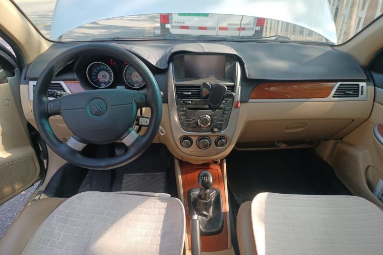 Used Buick Excelle 2011 1.6 LE-MT
