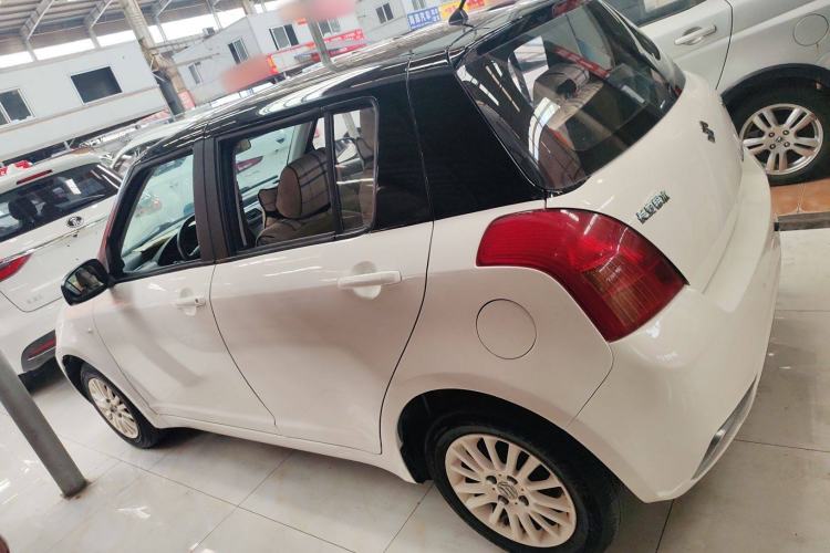 Used Suzuki Swift 2013 1.3L Manual Value Edition