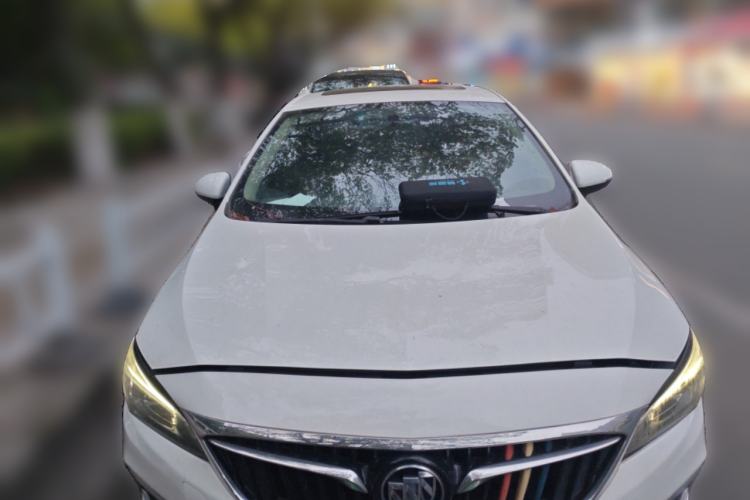 Used Buick Verano 2018 Sedan 20T Dual-Clutch Leading Model Front