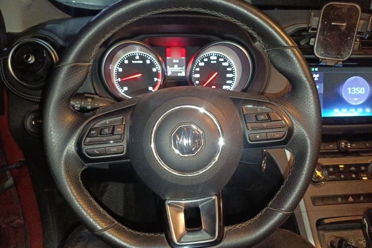 Used MG GS 2017 20T Automatic Luxury Edition Steering Wheel