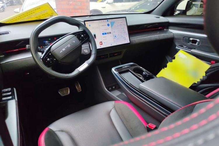 Used JETOUR Dashing i-DM 2023 1.5T DHT Lightning Center Console