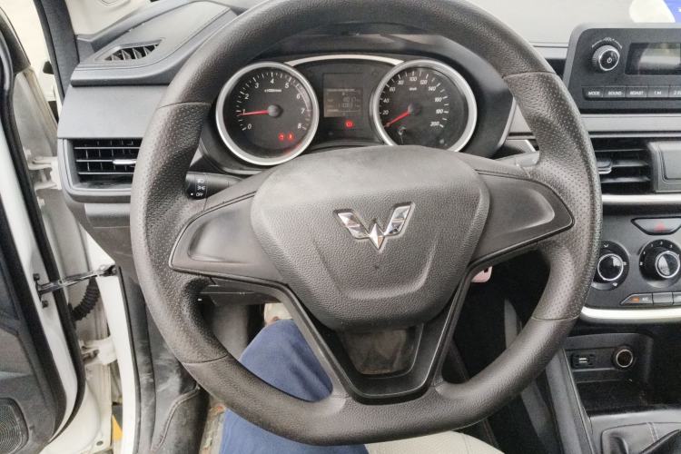 Used Wuling Hongguang S3 2019 1.5L Manual Standard Version China VI Standard Steering Wheel