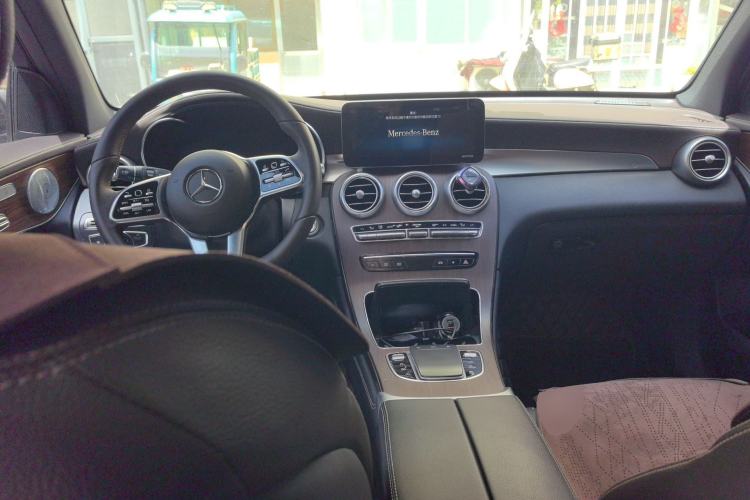 Used Mercedes-Benz GLC 2021 GLC 300 L 4MATIC Dynamic Model