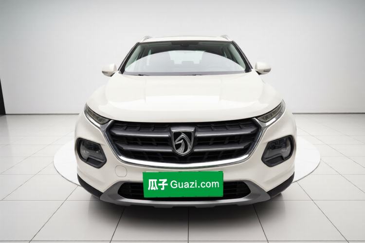 Used Baojun 510 2017 1.5L Manual Fashion Model
