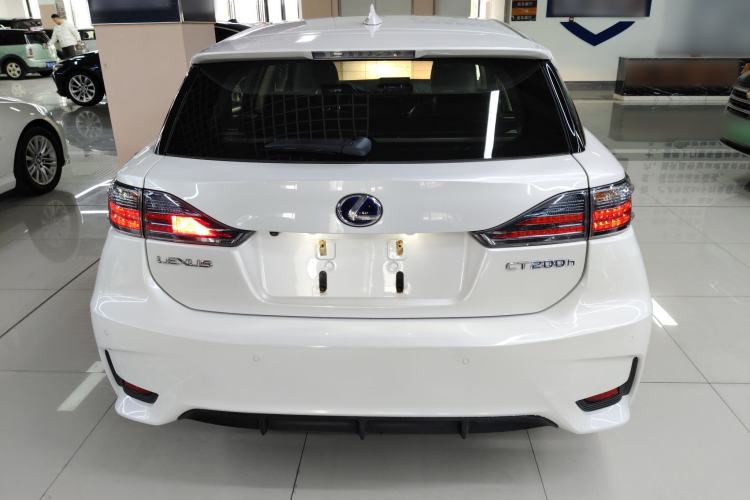 Used Lexus CT 2014 CT200h Comfort Edition Monochrome