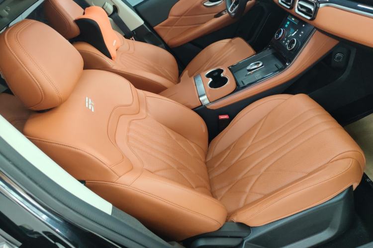 Used JETOUR Shanhai Shanhai L7 2024 1.5T 120km MAX 5-Seater
