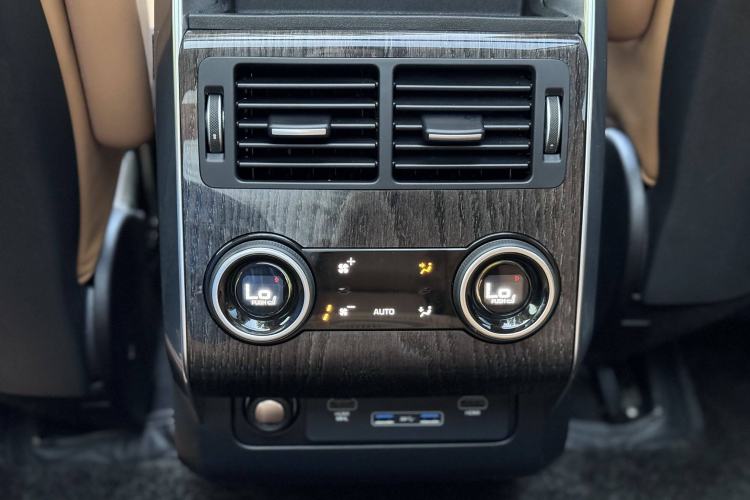 Used Land Rover Range Rover Sport 2022 3.0 L6 YAO Black Edition
