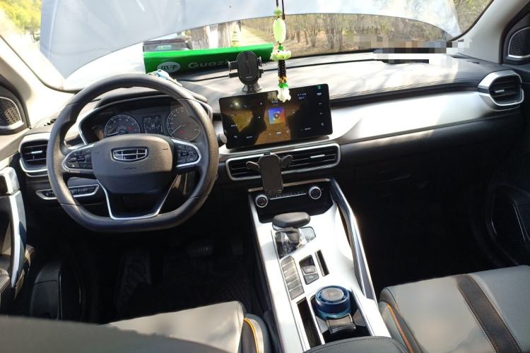 Used Geely Auto Coolray 2024 1.5T DCT Longteng Edition Interior 2