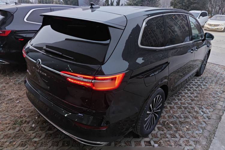 Used Volkswagen Viloran 2024 380TSI Premium Edition
