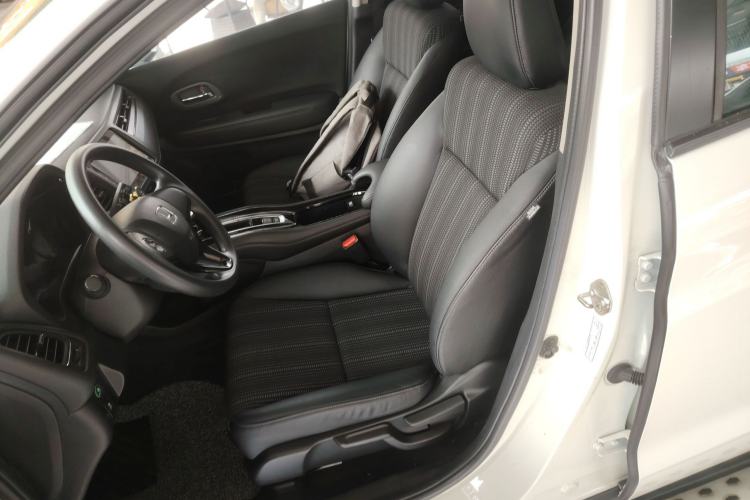 Used Honda Vezel 2016 1.8L CVT Front-Wheel Drive Pioneer Edition Left Front Seat