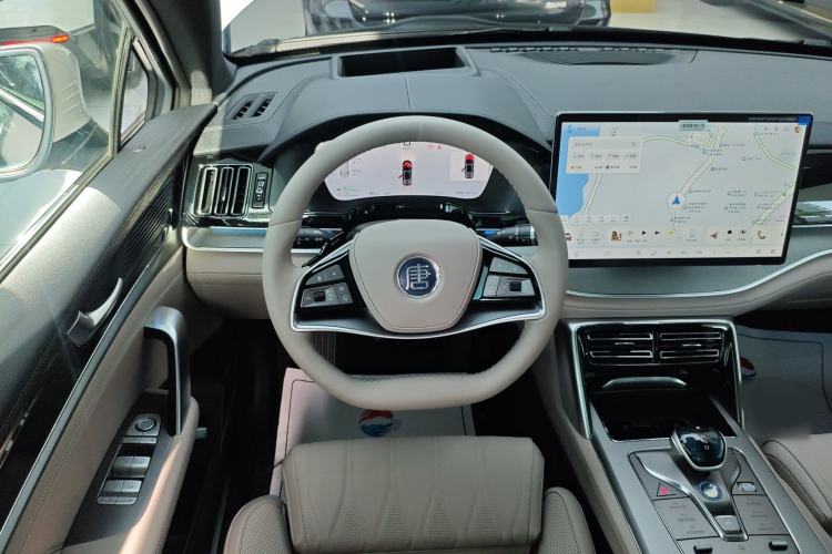 Used BYD Tang New Energy 2025 Intelligent Driving Version DM-i 115KM Flagship Edition Steering Wheel