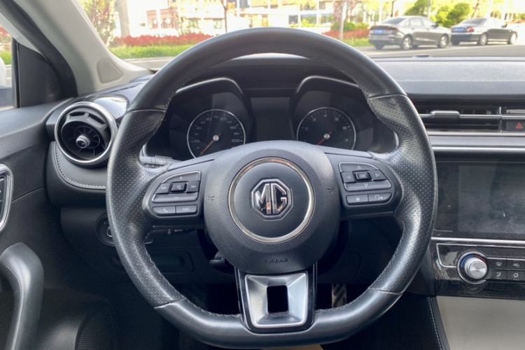 Used MG 6 2017 20T Manual Luxury Smart Connect Version China V Standard Steering Wheel