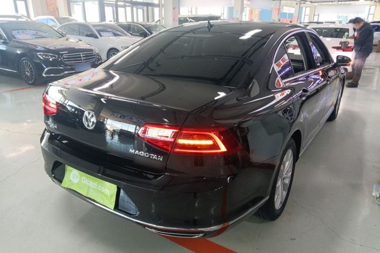 Used Volkswagen Magotan 2019 330TSI DSG Luxury Model China V Standard

