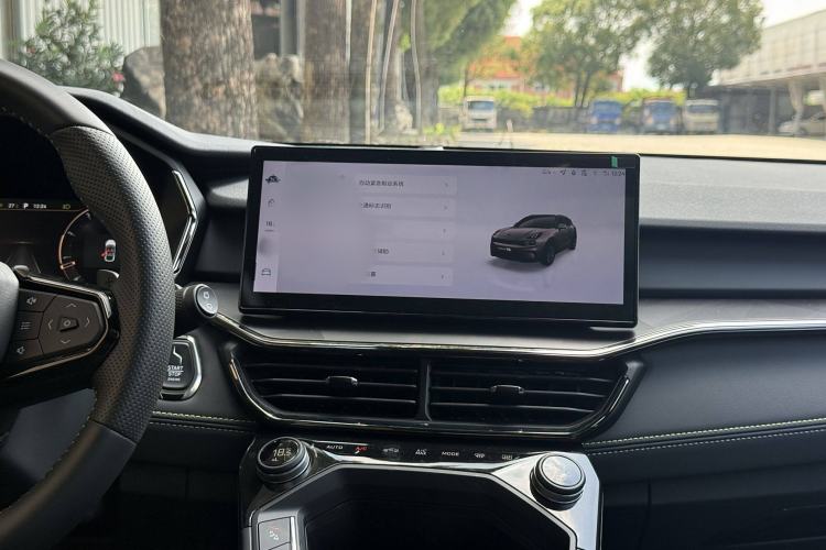 Used Lynk & Co 06 2023 Remix 1.5T Dynamic Halo