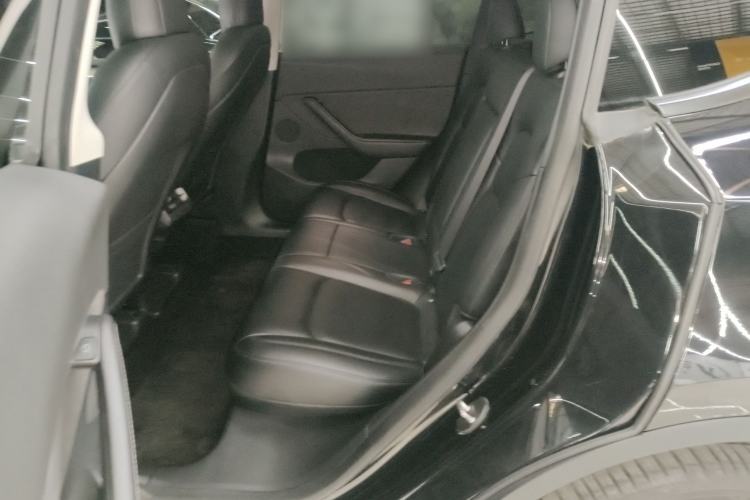 Used Tesla Model Y 2022 Long-Range All-Wheel-Drive Version