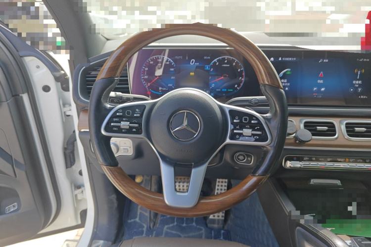 Used Mercedes-Benz GLS 

