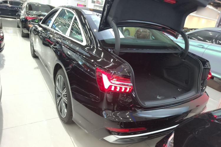 Used Audi A6L 2025 45 TFSI Prestige Dynamic Edition + Ventilated Comfort Package