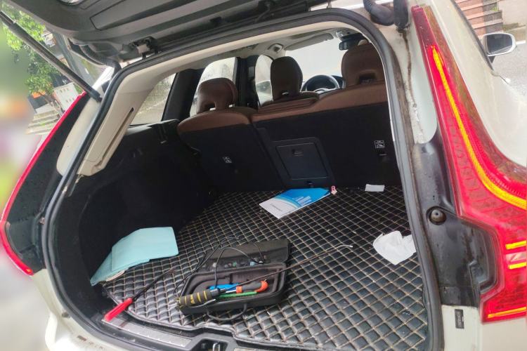 Used Volvo XC60 2020 T5 4x4 Zhiyi Luxury Edition Trunk