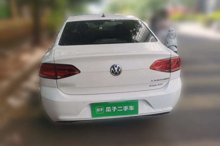 Used Volkswagen Lamando 2015 230TSI DSG Fashion Edition Rear