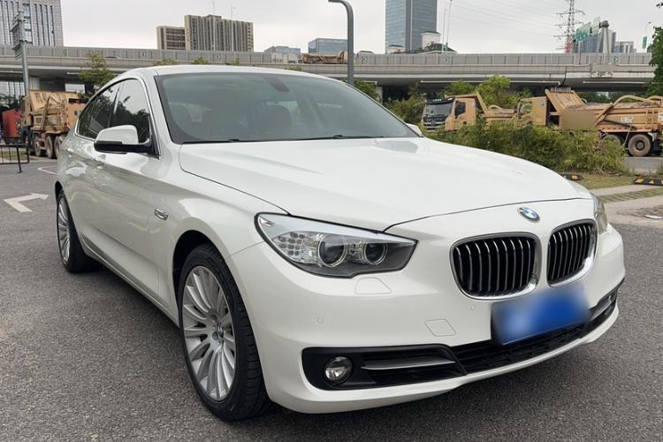 Used BMW 5 Series GT 2014 535i Leading Model
