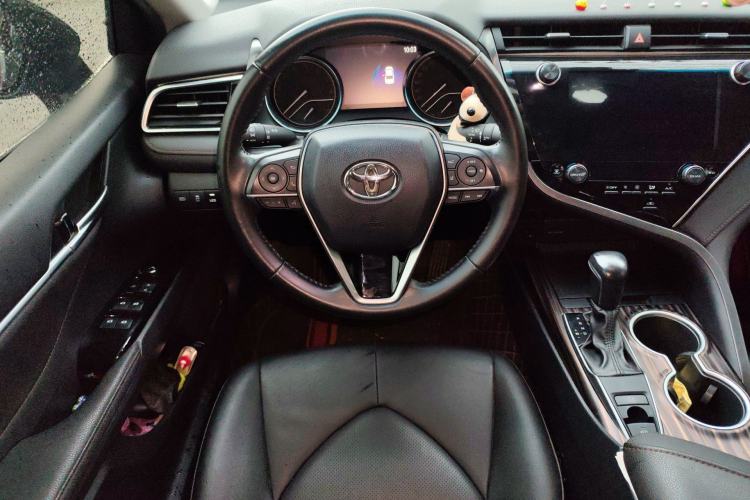 Used Toyota Camry 2019 Revised Version 2.0G Luxury Edition
