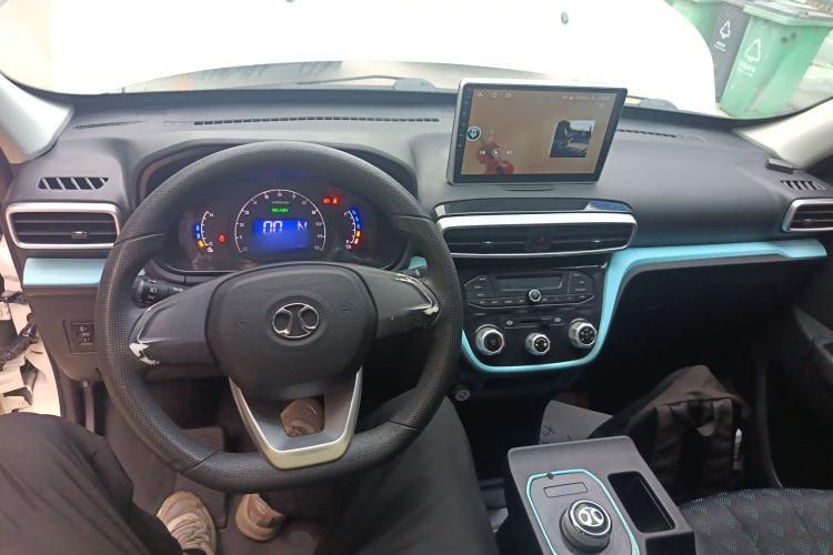 Used BAIC Changhe EV5 2019 270KM range version Center Console