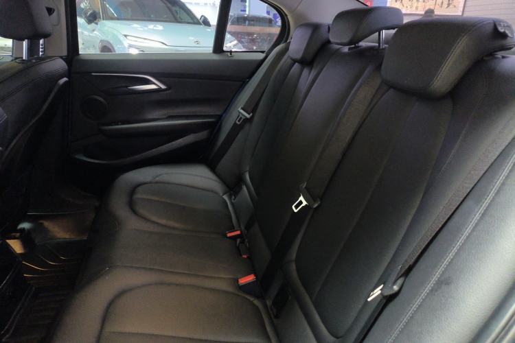 Used BMW 1 Series 2018 118i Sport Edition Left Rear Seat