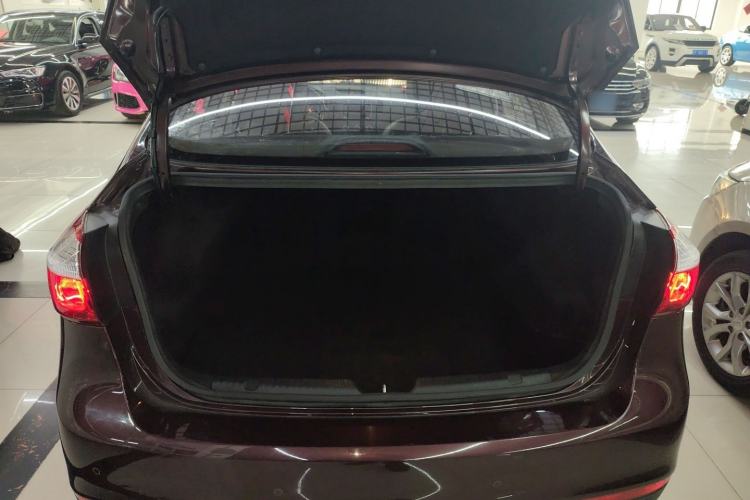 Used Kia K3 2016 1.6L Automatic GLS
