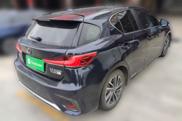 Used Lexus CT 2017 CT200h Comfort Edition Monochrome China VI