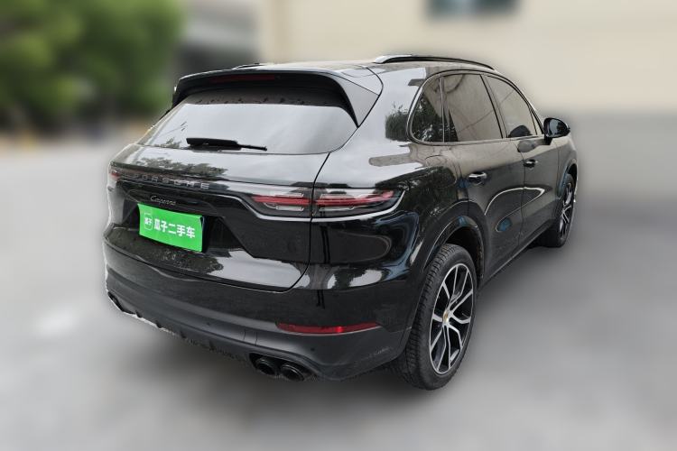 Used Porsche Cayenne 2023 Cayenne 3.0T Platinum Edition Rear Right 45 Deg