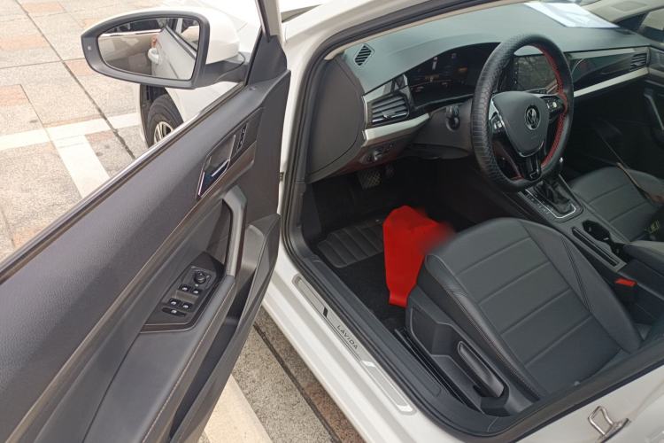 Used Volkswagen Lavida 2022 1.5L Automatic Comfort Edition
