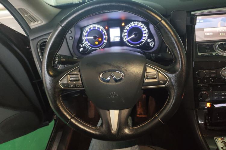 Used Infiniti QX50 2015 2.5L Comfort Edition Steering Wheel