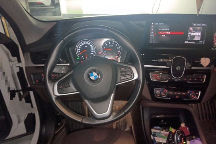 Used BMW X1 2020 sDrive25Li Leading Model Steering Wheel