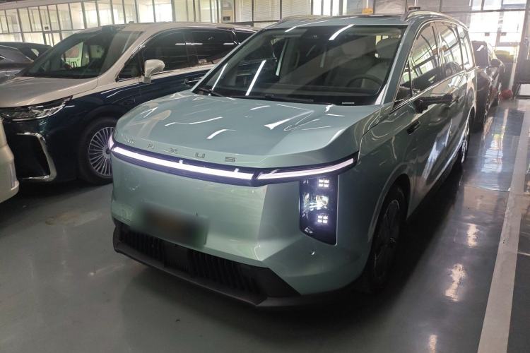 Used SAIC MAXUS Dajia 7 2024 605 km Extended Range Highland Version Six-Seater